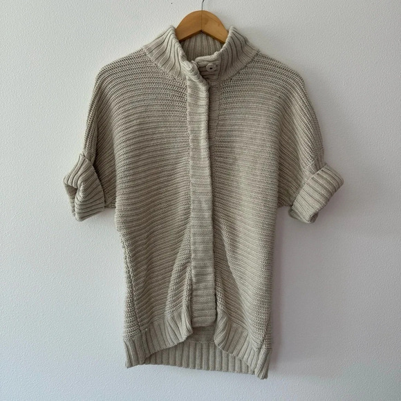Banana Republic Short Sleeve Button Up Sweater - Picture 1 of 4